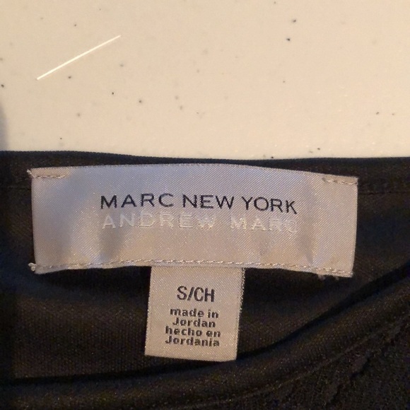 Black tee byMarc New York,  open weave. Sm - Picture 5 of 9